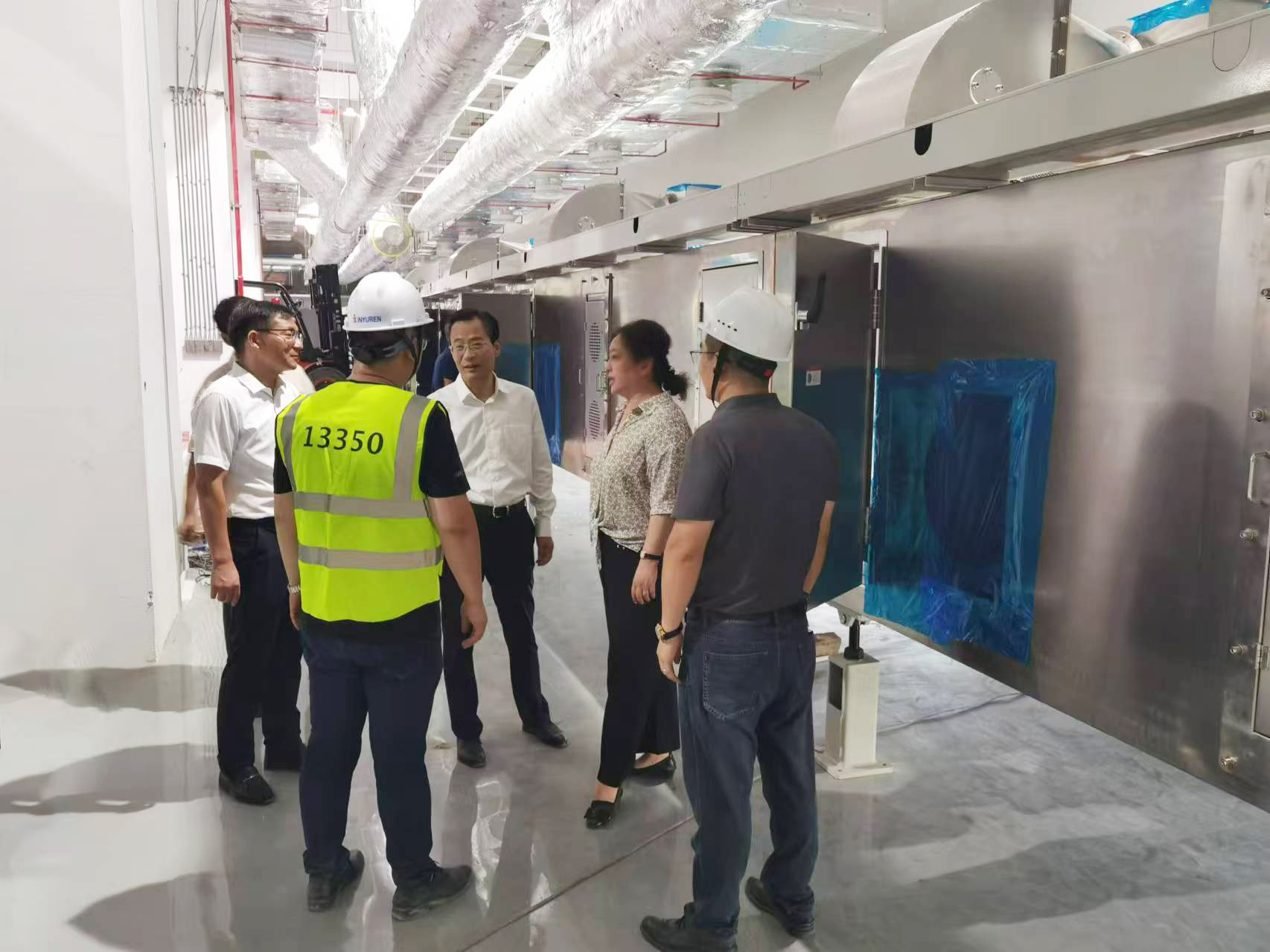 安徽省淮南市市长张志强一行领导莅临古天乐太阳集团城 航天锂电项目调研指导